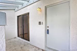 7840 SW 86th St, Miami, FL 33143, Sold 08/30/17