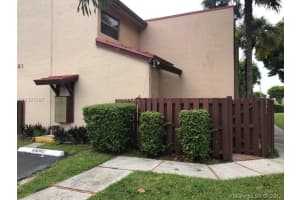 321 W Park Dr, Miami, FL 33172, Sold 10/13/17