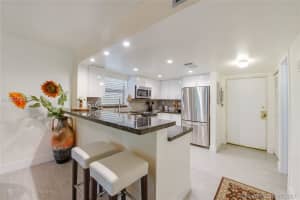 55 Ocean Ln Dr, Key Biscayne, FL 33149, Sold 10/23/17