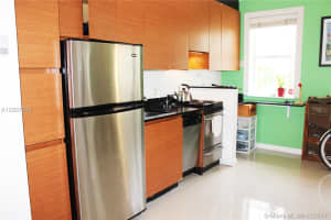 1521 Lenox Ave, Miami Beach, FL 33139, Sold 08/25/17