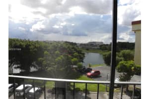 9682 Fontainebleau Blvd, Miami, FL 33172, Sold 08/16/18