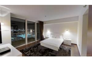 450 Alton Rd, Miami Beach, FL 33139, Sold 12/01/17