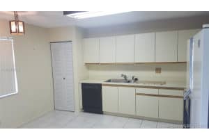 9122 Vineyard Lake Dr, Plantation, FL 33324, Sold 09/29/17