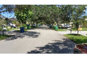 9442 SW 20th St, Miramar, FL 33025, Sold 08/31/17