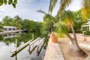 221 Jolly Roger Dr, Key Largo, FL 33037, Sold 03/05/18