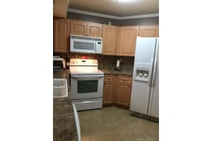 9711 Fontainebleau Blvd d104, Miami, FL 33172, Sold 11/22/17