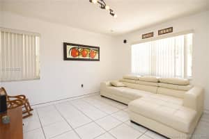 6871 SW 158th Ct, Miami, FL 33193, Sold 10/06/17