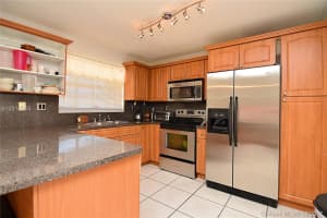 6871 SW 158th Ct, Miami, FL 33193, Sold 10/06/17