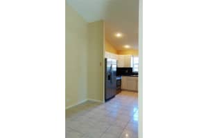 9989 NW 45th St, Sunrise, FL 33351, Sold 10/05/17