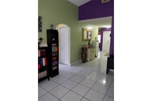 15752 SW 85th St, Miami, FL 33193, Sold 10/12/17