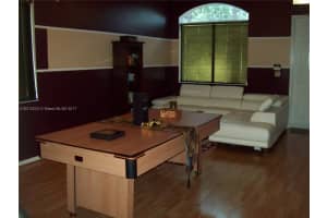 695 SE 28th Ln, Homestead, FL 33033, Sold 11/10/17