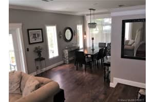 11289 Lakeview Dr, Coral Springs, FL 33071, Sold 11/20/17