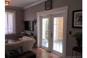 11289 Lakeview Dr, Coral Springs, FL 33071, Sold 11/20/17