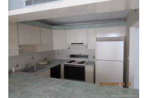 401 Ocean Dr, Miami Beach, FL 33139, Sold 04/13/18