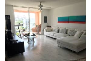 19999 E Country Club Dr, Aventura, FL 33180, Sold 07/15/21