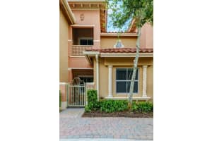 5854 Siena Ln, Hollywood, FL 33021, Sold 08/24/17