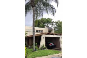 6522 Kendale Lakes Dr, Miami, FL 33183, Sold 12/28/17