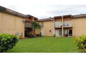 7238 SW 94th Pl APT D3, Miami, FL 33173, Sold 08/31/17