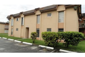 7238 SW 94th Pl APT D3, Miami, FL 33173, Sold 08/31/17