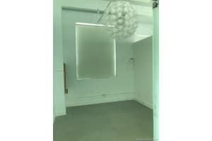 1749 NE Miami Ct, Miami, FL 33132, Sold 12/15/17