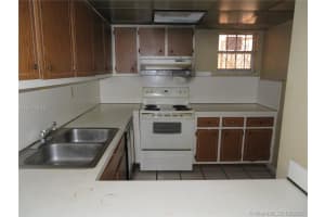 1950 W 56th St, Hialeah, FL 33012, Sold 11/22/17