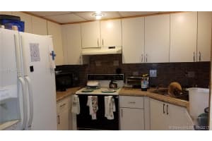 900 SW 104th Ct, Miami, FL 33174, Sold 10/13/17
