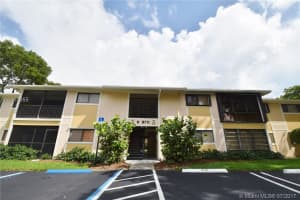 9711 Hammocks Blvd, Miami, FL 33196, Sold 08/14/17