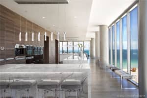 321 Ocean Dr, Miami Beach, FL 33139, Sold 05/11/18