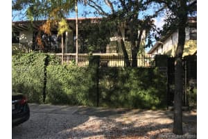 3050 McDonald St, Miami, FL 33133, Sold 11/27/17