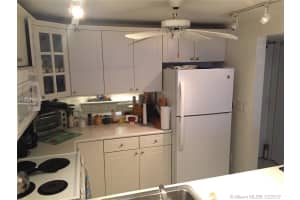 345 Ocean Dr, Miami Beach, FL 33139, Sold 08/08/18