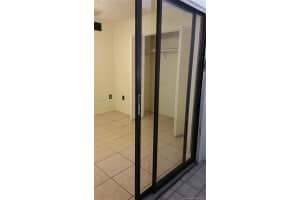 5 Olive Dr, Hialeah, FL 33010, Sold 11/21/17