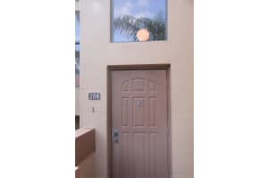 15501 Miami Lakeway N, Hialeah, FL 33014, Sold 11/22/17