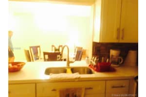 9403 Fontainebleau Blvd, Miami, FL 33172, Sold 11/07/17