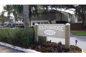 10701 NW 11th St, Pembroke Pines, FL 33026, Sold 09/22/17