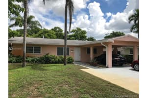 612 NW 7th St, Dania Beach, FL 33004, Sold 10/24/17