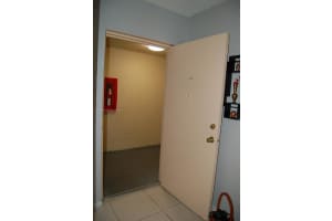 17530 NW 68th Ave APT C2013, Hialeah, FL 33015, Sold 09/22/17