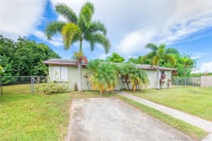 1605 SW 5th St, Homestead, FL 33030, Sold 11/13/17