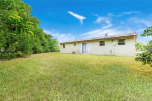 1605 SW 5th St, Homestead, FL 33030, Sold 11/13/17