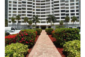 3505 S Ocean Dr, Hollywood, FL 33019, Sold 10/10/17