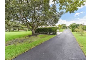 3251 SW 116th Ave, Davie, FL 33330, Sold 12/15/17