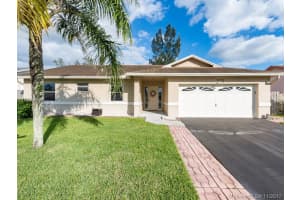 5722 SW 55th Ave, Davie, FL 33314, Sold 12/26/17