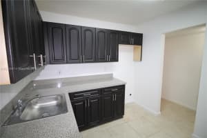15201 NE 6th Ave APT C111, Miami, FL 33162, Sold 10/03/17