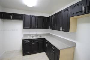 15201 NE 6th Ave APT C111, Miami, FL 33162, Sold 10/03/17