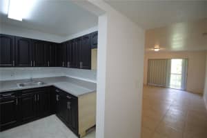 15201 NE 6th Ave APT C111, Miami, FL 33162, Sold 10/03/17