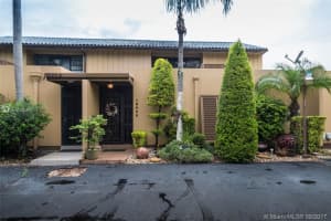 16000 Kilmarnock Dr, Hialeah, FL 33014, Sold 11/27/17