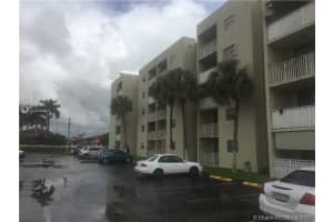 8075 NW 7th St, Miami, FL 33126, Sold 10/26/17