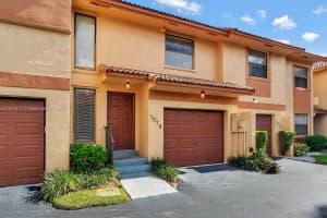1079 SW 112th Terrace, Pembroke Pines, FL 33025, Sold 09/29/17