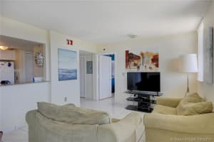7800 Collins Ave, Miami, FL 33141, Sold 11/03/17