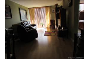 8251 NW 8th St, Miami, FL 33126, Sold 08/30/17
