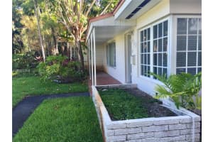 4740 Bay Point Rd, Miami, FL 33137, Sold 10/31/17